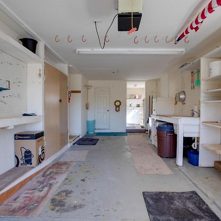 Bay City Vacation Rental Escape About 5 Mi To Marina! Екстериор снимка
