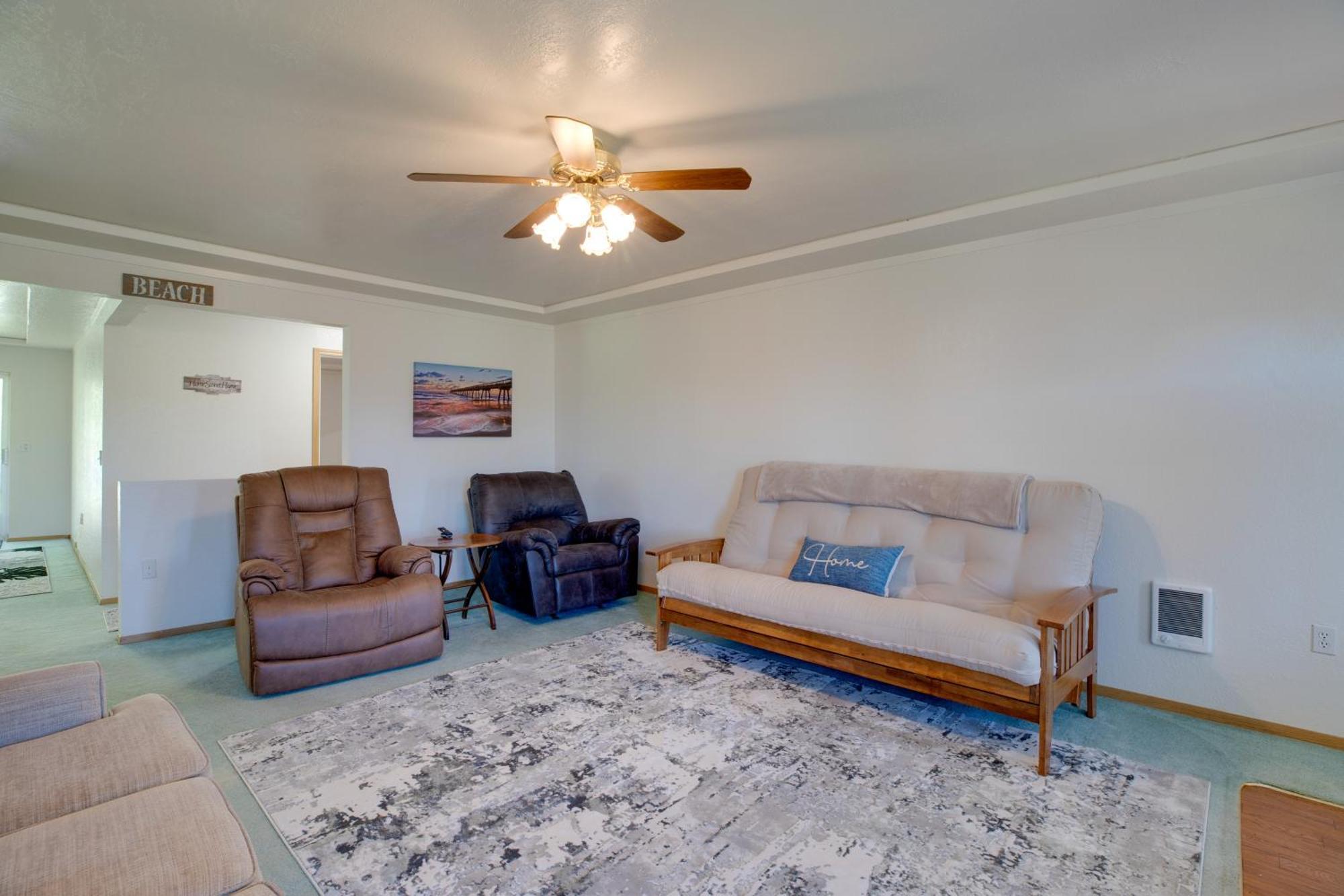 Bay City Vacation Rental Escape About 5 Mi To Marina! Екстериор снимка